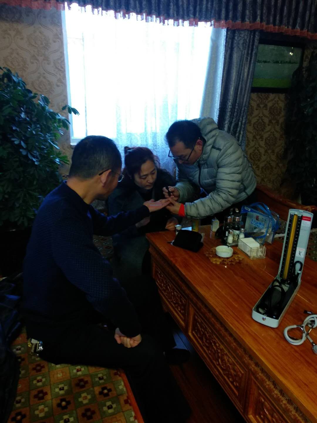 食堂体检.jpg